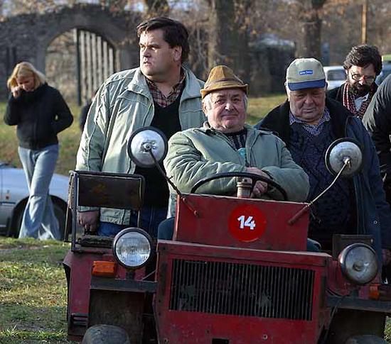 Spaces of a Constructive Dialogue